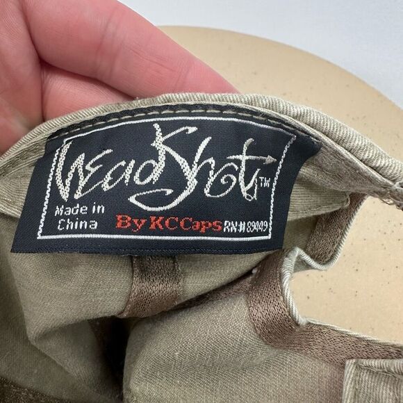 The Way to a Man’s Heart is Through His Fly Fly Fishing Humor Mens Vintage Distr - Picture 11 of 13